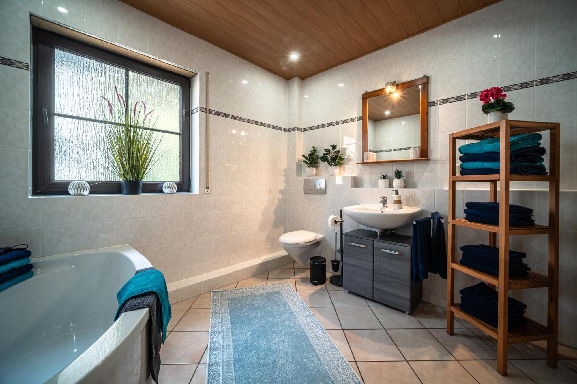 Balkon Zimmer - Apartment Gonnersdorf  Eksteriør bilde