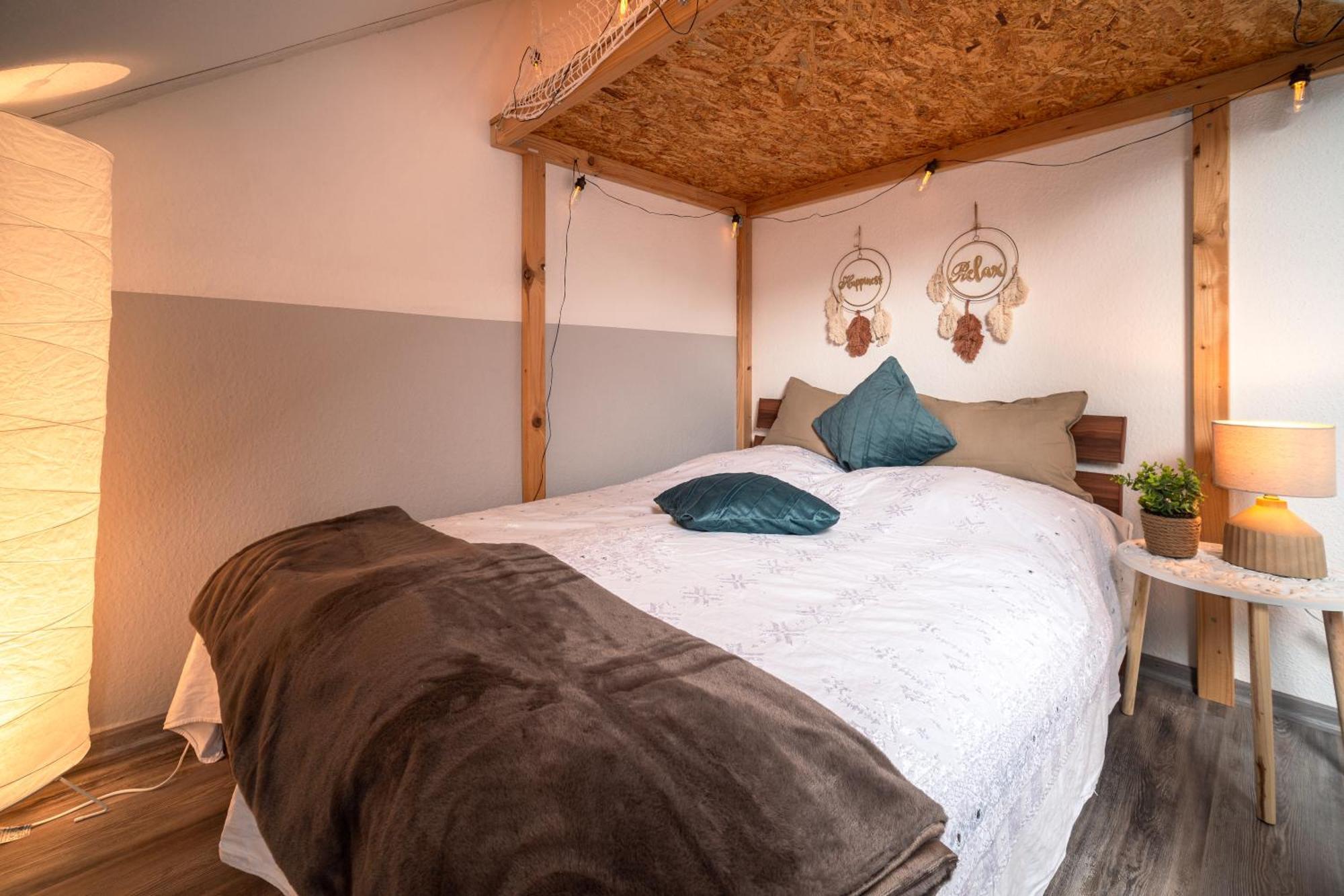 Balkon Zimmer - Apartment Gonnersdorf  Eksteriør bilde